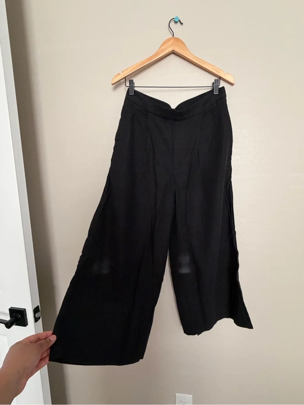 Banana Republic Black Wide-Leg Linen Culotte Pants